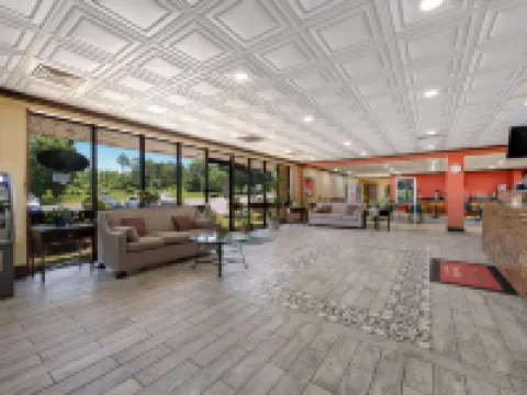 Econo Lodge Hotels in High Point