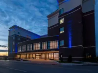 俄克拉何馬城中心/ 布里克頓SpringHill Suites飯店 標準劇院附近的飯店