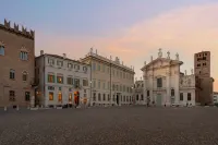 Cà Uberti Palace Hotel Hotels in San Giorgio Bigarello