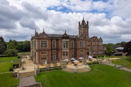 Crewe Hall Hotel & Spa - Cheshire Отели в г. Алсагер