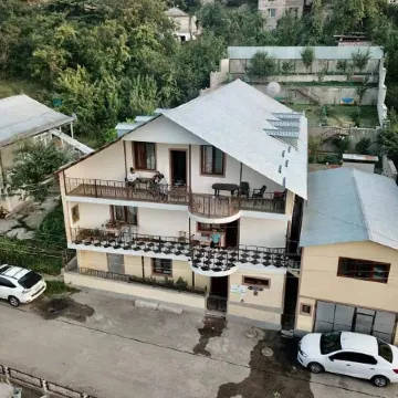 GuestHouse M22
