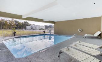 Best Western Magnolia Inn and Suites