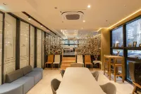 Seoul Station Raum 169