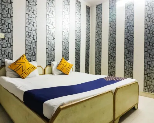 Goroomgo Gaurav Regency Hisar Hotels in Hisar