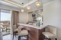 Royalton Saint Lucia, An Autograph Collection All-Inclusive Resort - bar