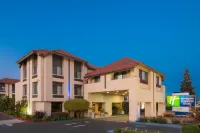 Holiday Inn Express & Suites Santa Clara - Silicon Valley