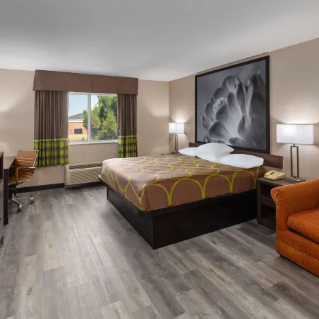 Super 8 by Wyndham Lubbock West