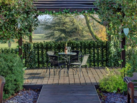 The Judds Folly Hotel, Sure Hotel Collection by Best Western