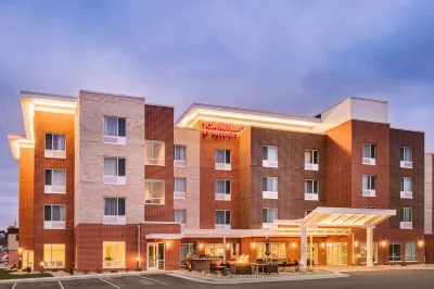 TownePlace Suites Dubuque Downtown Hotels near Shot Tower