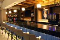 voco SALTILLO SUITES by IHG - bar