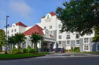 Embassy Suites by Hilton Atlanta Airport Hotels in College Park