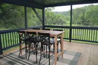 The Aspenshire Cabin: a nod to English Charm