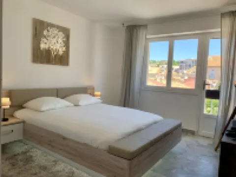 4-person apartment facing the sea 50m from the beach and town center