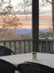 Spectacular panoramic mountain views!  3 king suites, hike, bike, swim, paddle - Bjergudsigt