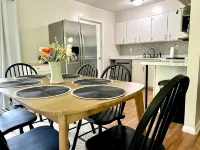 InstaWorthy Spa Oasis ~ Hot Tub ~ KING Adjustable Base Bed ~ 15Min to Beach