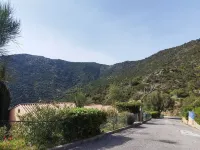 Studio au Calme, vue Imprenable Hotels in Le Lavandou