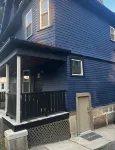 Cozy basement/studio apartment with kitchenette and bathroom!
