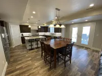 Luxury Home in Center of Salt Lake Valley - Minutes from Canyons and recreation