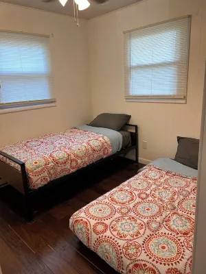 Family Friendly Lake View Home. Only steps away from Houghton Lake. Hôtels à : Roscommon County