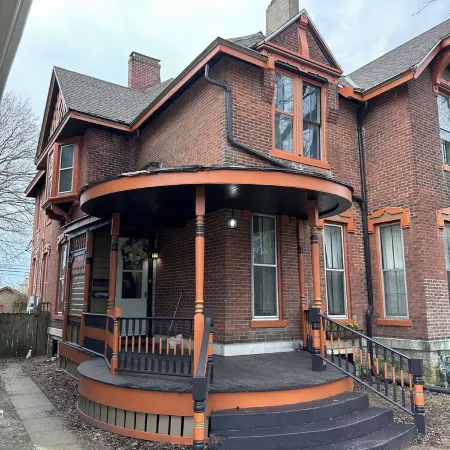UNBELIEVABLY BEAUTIFUL TOWNHOME 2 MIN DOWNTOWN5 MIN,OHIO STATE U SO ROMANTIC ❤️