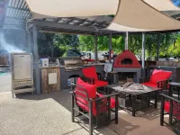 Diamond D Fully Furnished 1 Bedroom Guest House Hotels in Josephine County