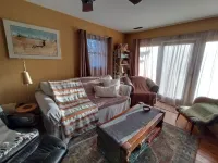 Farmhouse w/hottub room close to slopes & shores! Hotels in Clearwater Township