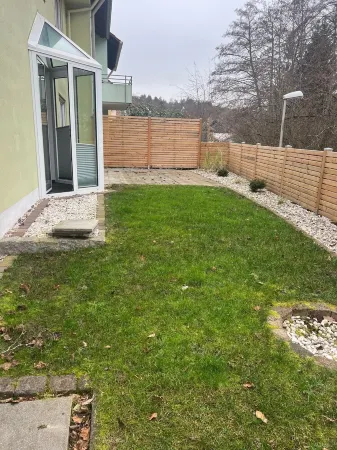 Schönes Reihenendhaus, in Bad Kissingen Stadtteil Garitz mit im Grünen