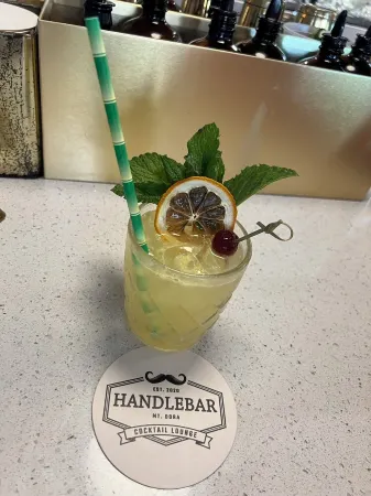 Oasis At The Ruiz's - Come Relax, Have Fun, Or Enjoy The Arcade Отели рядом с достопримечательностью «Walmart Garden Center»