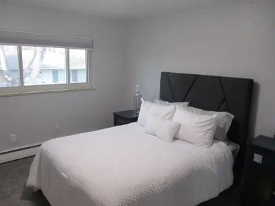 Great location.  2 Bed- 1 bath by Anschutz Medical Campus Hotels near Aurora Central High School