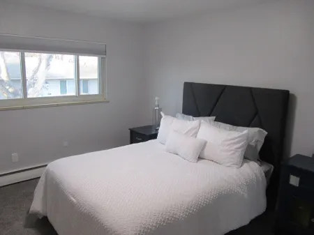 Great location. 2 Bed- 1 bath by Anschutz Medical Campus