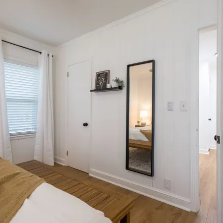The 12th Street Retreat, King Beds, Pets Allowed