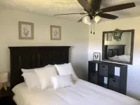 Furnished Acreage by Mahoney - Sleeps 17!  Fire Pit - Shuffleboard - Clean!