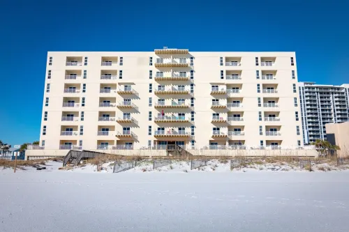 Spectacular Beach Front Views!  Free Lazy Days Beach Chairs & Umbrella Included!