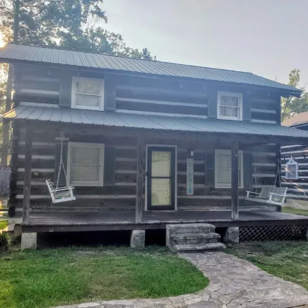 The Ducks Nest @ White Lake NC.  A Cozy, 5 Bedroom 3 Bath Cabin.
