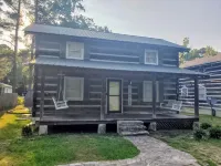 The Ducks Summer Nest @ White Lake NC.  A cozy, 5-bedroom 3-bath cabin.