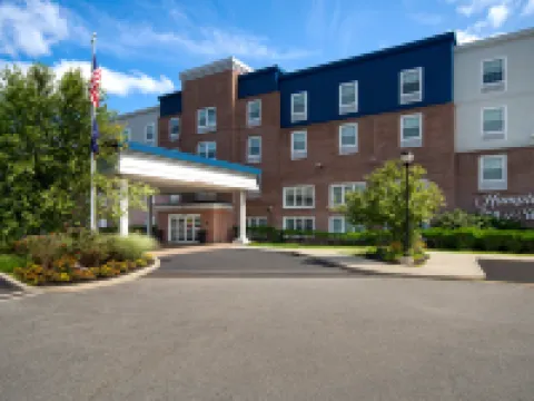 Hampton Inn & Suites Yonkers Hotels in Yonkers