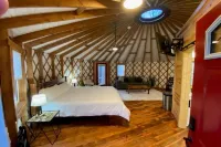 Gray Yurt in Hocking - 4성급