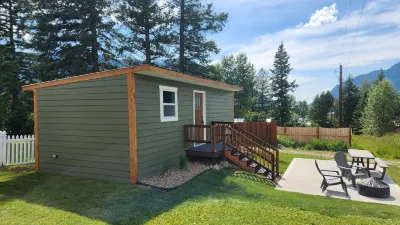 New and Wonderfully Equipped Comfy Cottage - 9 Miles from West Glacier