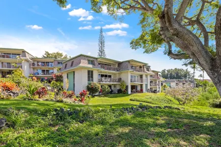 Stunning Ocean Sunset Views From Your Private Lanai Отели рядом с достопримечательностью «St Peter's by The Sea Catholic Church»