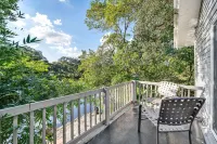 ⤜Spacious Urban RiverEdge Loft With Soaking Tub⤛