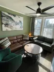 Stylish comfortable 3BR with tons of natural light