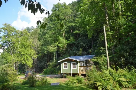 Hot Tub And Deck Along Creek,  Pet friendly, Close To NOC, Tsali, And Dragon