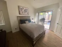 Modern, Luxurious Home on Rams Hill Golf Course
