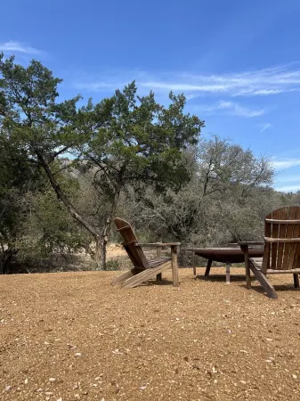 Cozy 2-bedroom cabin