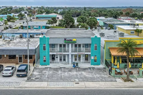 Downtown Flagler Beach 3 bedroom! Hoteles en Flagler Beach