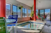 Huge, Comfy Condo with Panoramic Views in the Middle of Keystone Fun!