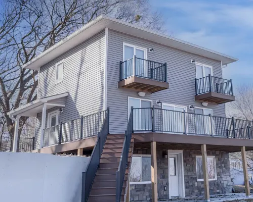 Quaint house on the bluffs overlooking the  scenic Missouri River. アチソンのホテル