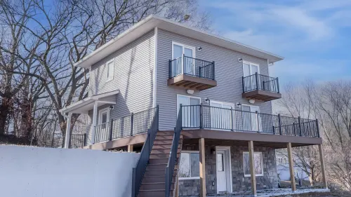 Quaint house on the bluffs overlooking the scenic Missouri River.