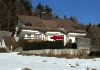 Schöne, große, barrierefreie Ferienwohnung, ruhig, idyllisch, familienfreundlich Hotels near Hochkopfturm