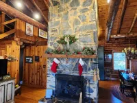 River's Bend Cabin Offers Solitude and Play on the Upper James River Hotels in Botetourt County